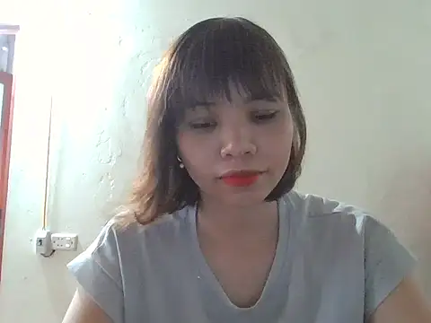 Angela-Eira online show from 10/04/25, 09:44