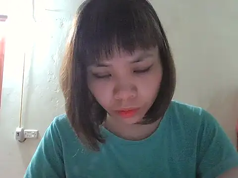 Angela-Eira online show from 11/05/25, 09:18