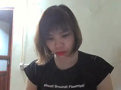Angela-Eira online show from 09/10/25, 08:52