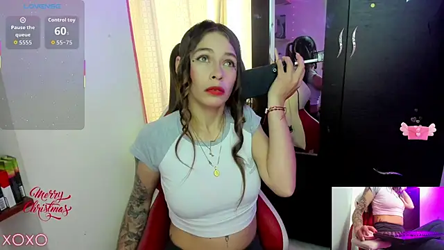 sweetlittlelisa online show from 12/22/25, 09:37