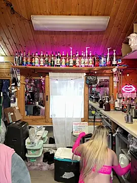 Snapshot of delicioussdixie chatting on 03/14/26, 12:16 delicioussdixie online show from 03/14/26, 12:16