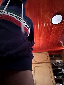 weedmanhot28 online show from 10/20/25, 07:14