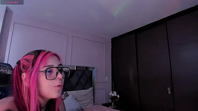 Lissy  Addams online show from 11/30/25, 07:03