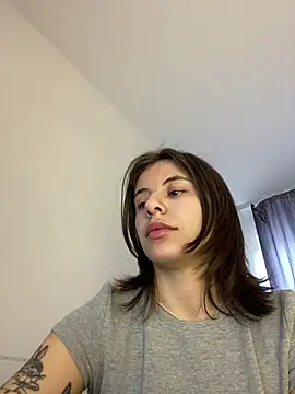 Snapshot of MazzyDoll chatting on 03/05/25, 08:00 MazzyDoll online show from 03/05/25, 08:00