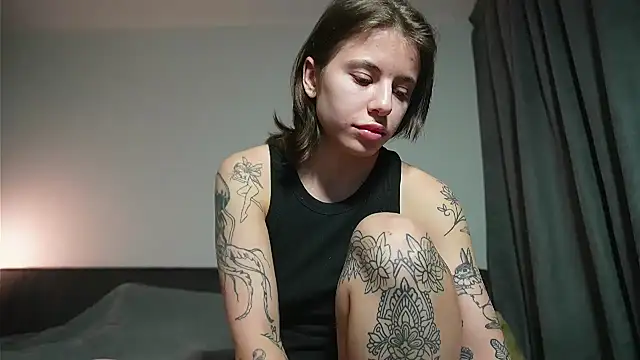 Snapshot of MazzyDoll chatting on 03/01/25, 10:55 MazzyDoll online show from 03/01/25, 10:55