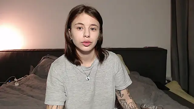 Snapshot of MazzyDoll chatting on 03/12/25, 09:23 MazzyDoll online show from 03/12/25, 09:23