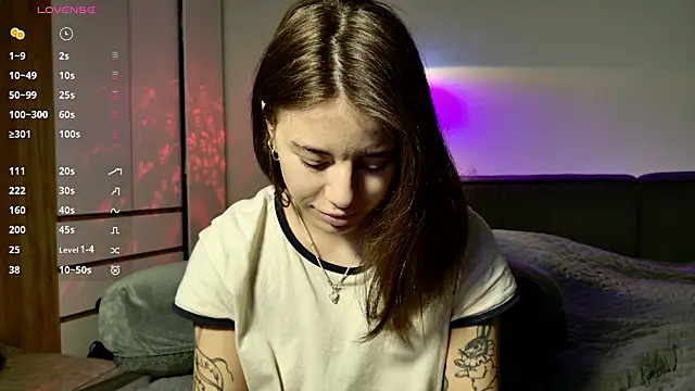 MazzyDoll online show from 12/19/25, 08:06