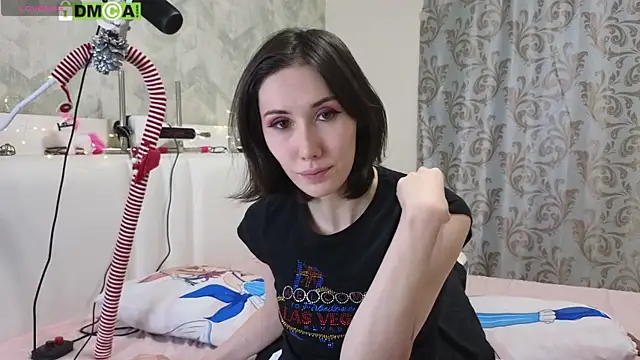 KawaiiNullify online show from 12/16/25, 07:51