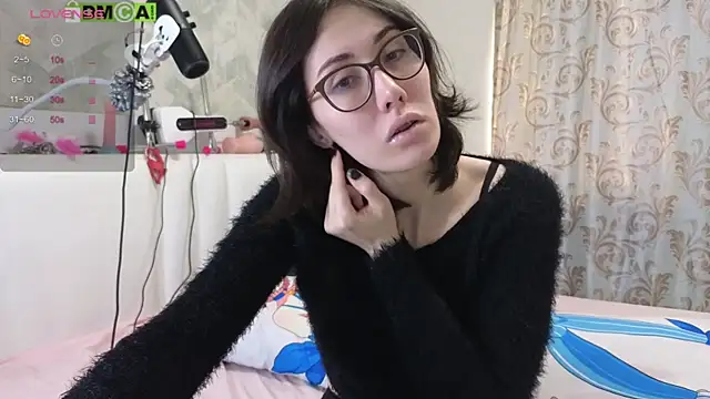 KawaiiNullify online show from 12/23/25, 06:02