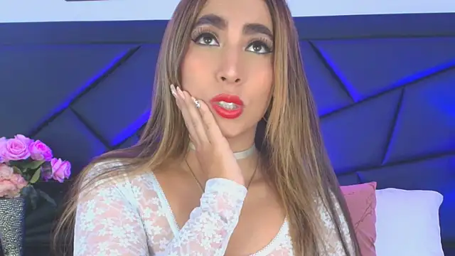 Snapshot of SophieCarther chatting on 11/03/25, 11:58 SophieCarther online show from 11/03/25, 11:58