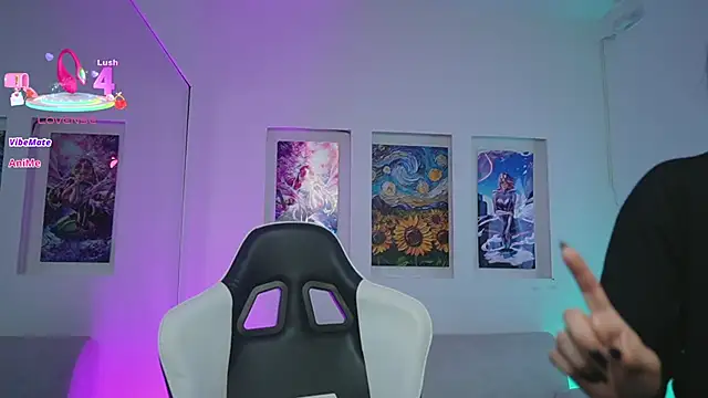 KayraOwen online show from 11/05/25, 11:35