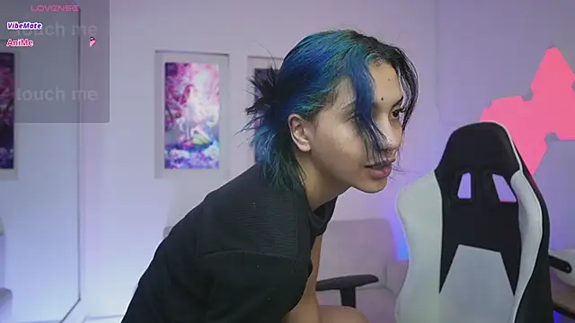 KayraOwen online show from 09/30/25, 12:00