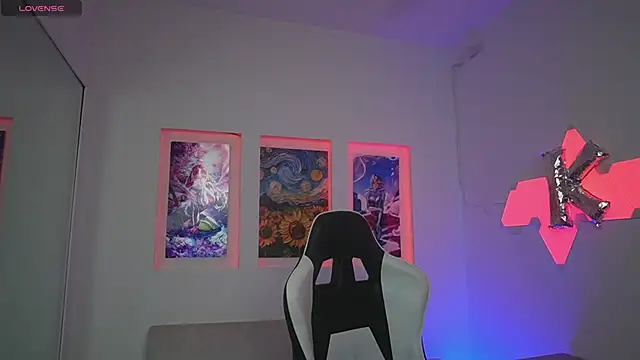 KayraOwen online show from 11/14/25, 11:36