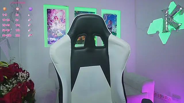 KayraOwen online show from 10/13/25, 11:34