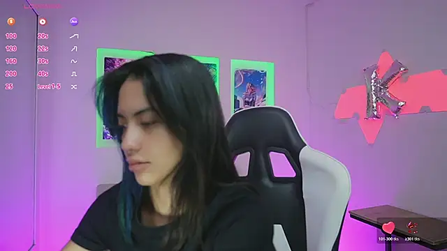 KayraOwen online show from 10/25/25, 11:42