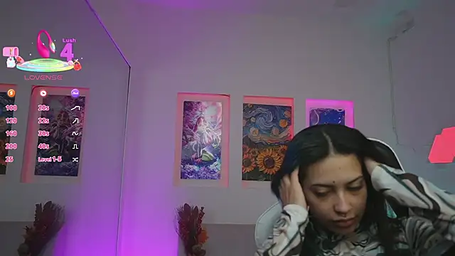 KayraOwen online show from 11/15/25, 12:20