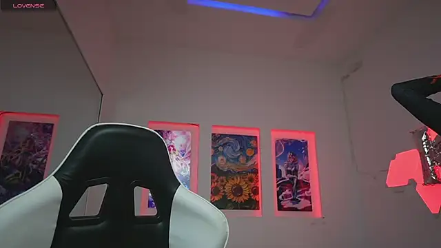 KayraOwen online show from 11/08/25, 11:36