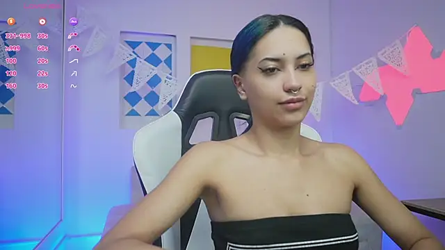 KayraOwen online show from 10/06/25, 12:06