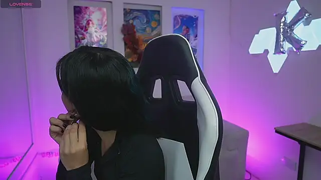 KayraOwen online show from 10/29/25, 11:42