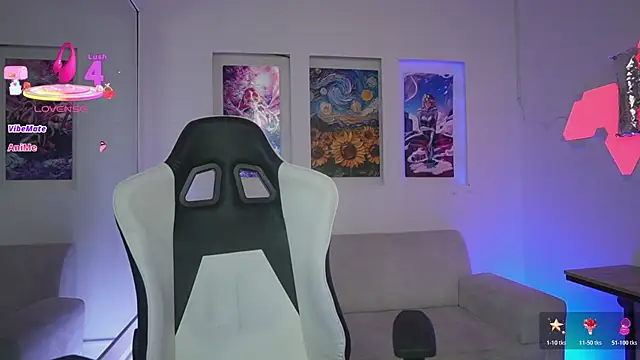 KayraOwen online show from 11/13/25, 12:09