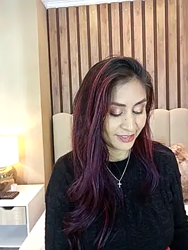 MonicaMoret online show from 03/11/25, 12:17