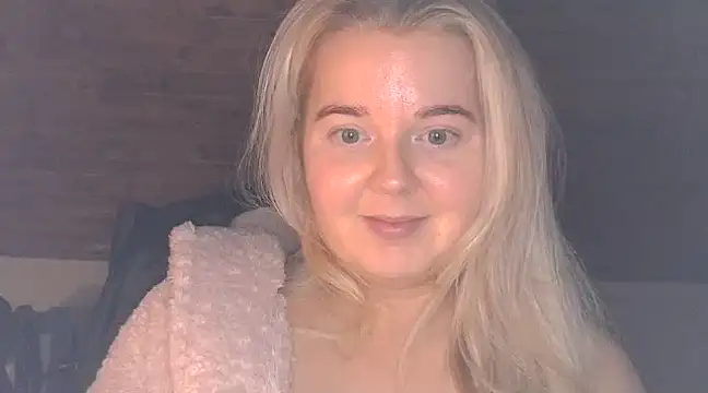 Snapshot of Jessica69G chatting on 01/19/25, 09:34 Jessica69G online show from 01/19/25, 09:34