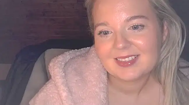 Snapshot of Jessica69G chatting on 01/13/25, 10:24 Jessica69G online show from 01/13/25, 10:24