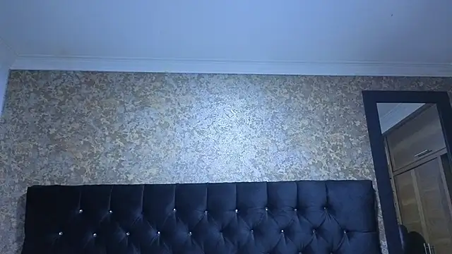 stella xue online show from 11/01/25, 08:46