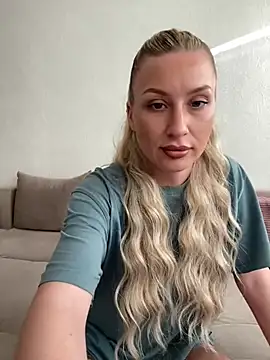 Snapshot of belle98 chatting on 02/27/26, 03:12 belle98 online show from 02/27/26, 03:12