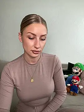 belle98 online show from 03/06/26, 04:13