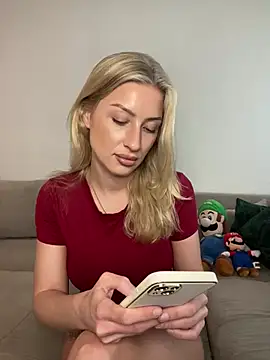 Snapshot of belle98 chatting on 02/21/26, 02:08 belle98 online show from 02/21/26, 02:08