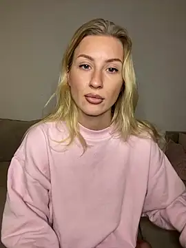 Snapshot of belle98 chatting on 01/09/26, 04:36 belle98 online show from 01/09/26, 04:36