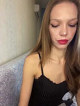 Snapshot of KateMariett chatting on 01/21/25, 10:30 KateMariett online show from 01/21/25, 10:30