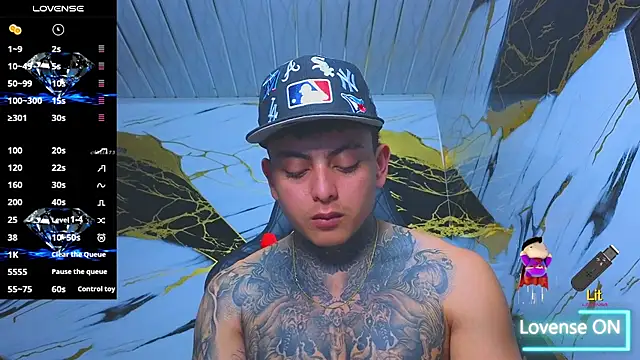 Kevin22 222 online show from 11/26/25, 02:55