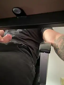 wlads3009 online show from 03/19/26, 09:09