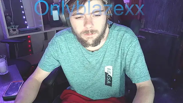 OnlyBlazexx online show from 01/14/26, 02:37