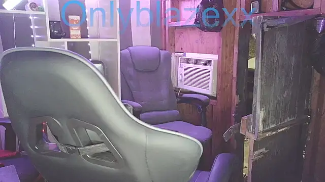 OnlyBlazexx online show from 01/15/26, 03:10