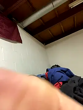 bighung1990 online show from 12/02/25, 08:27