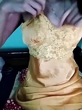 Luxcute286 online show from 04/02/26, 12:51