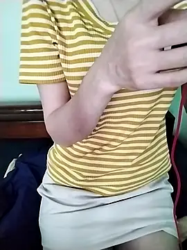 Luxcute286 online show from 05/19/26, 12:15