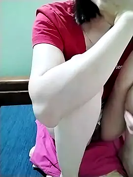 Luxcute286 online show from 04/04/26, 11:22