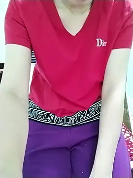 Luxcute286 online show from 10/28/25, 12:22