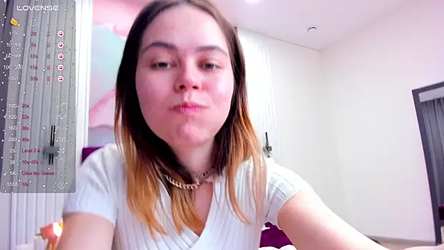 Kelly Cuutie online show from 03/21/25, 09:45