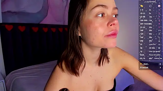 Snapshot of Kelly_Cuutie chatting on 02/14/26, 02:01 Kelly Cuutie online show from 02/14/26, 02:01