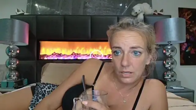 Wendysexyx online show from 06/18/26, 12:20