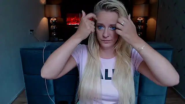 Snapshot of Wendysexyx chatting on 09/16/25, 11:55 Wendysexyx online show from 09/16/25, 11:55