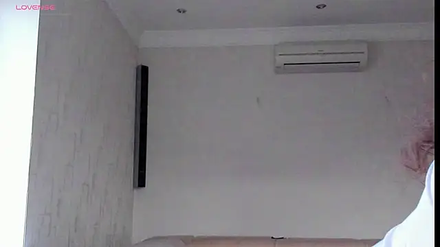 Lilith lutherlow online show from 12/02/24, 02:03