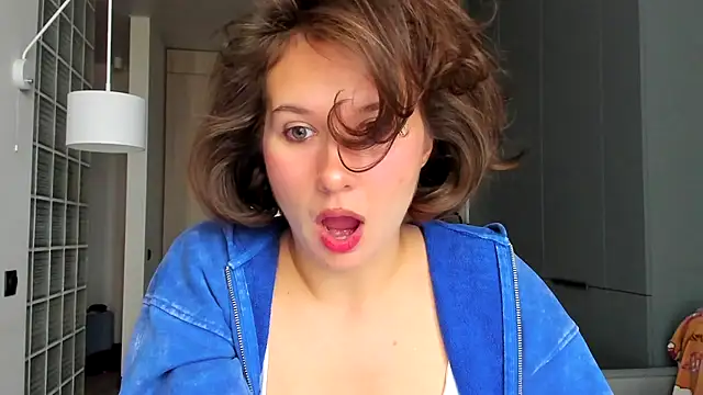 Lilith lutherlow online show from 09/30/25, 01:17