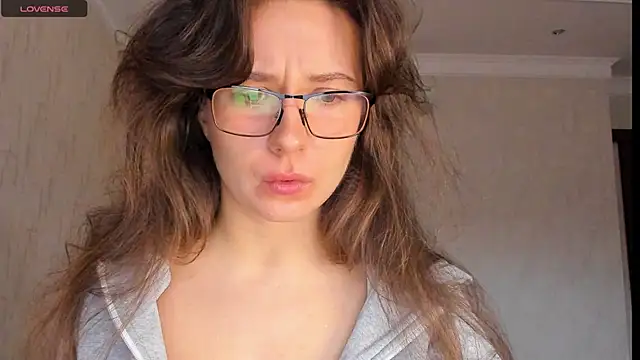 Lilith lutherlow online show from 01/25/25, 10:29