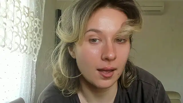 Snapshot of Lilith_lutherlow chatting on 06/17/26, 02:38 Lilith lutherlow online show from 06/17/26, 02:38